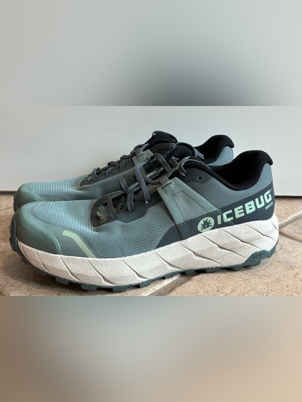 Icebug Women’s Arcus RB9X Size 10 Lightweight Trail Sneakers Green Stone Running